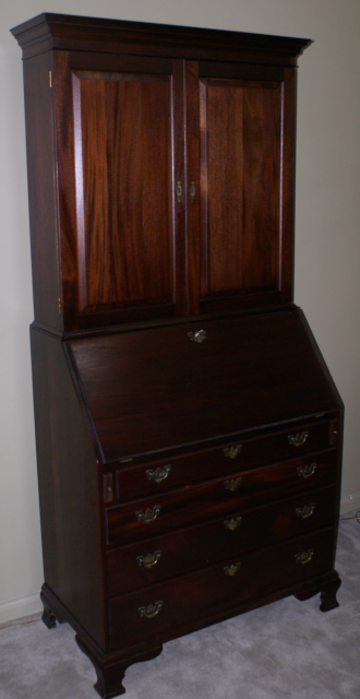 Shop bedroom sets at chairish, the design lover's marketplace for the best vintage and used furniture, decor and art. Craftique solid mahogany blind door two piece New Bern